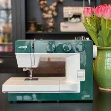 Masina de Cusut 1522GN Electromecanica 25 Programe 860Imp/Min 60W Alb/Verde