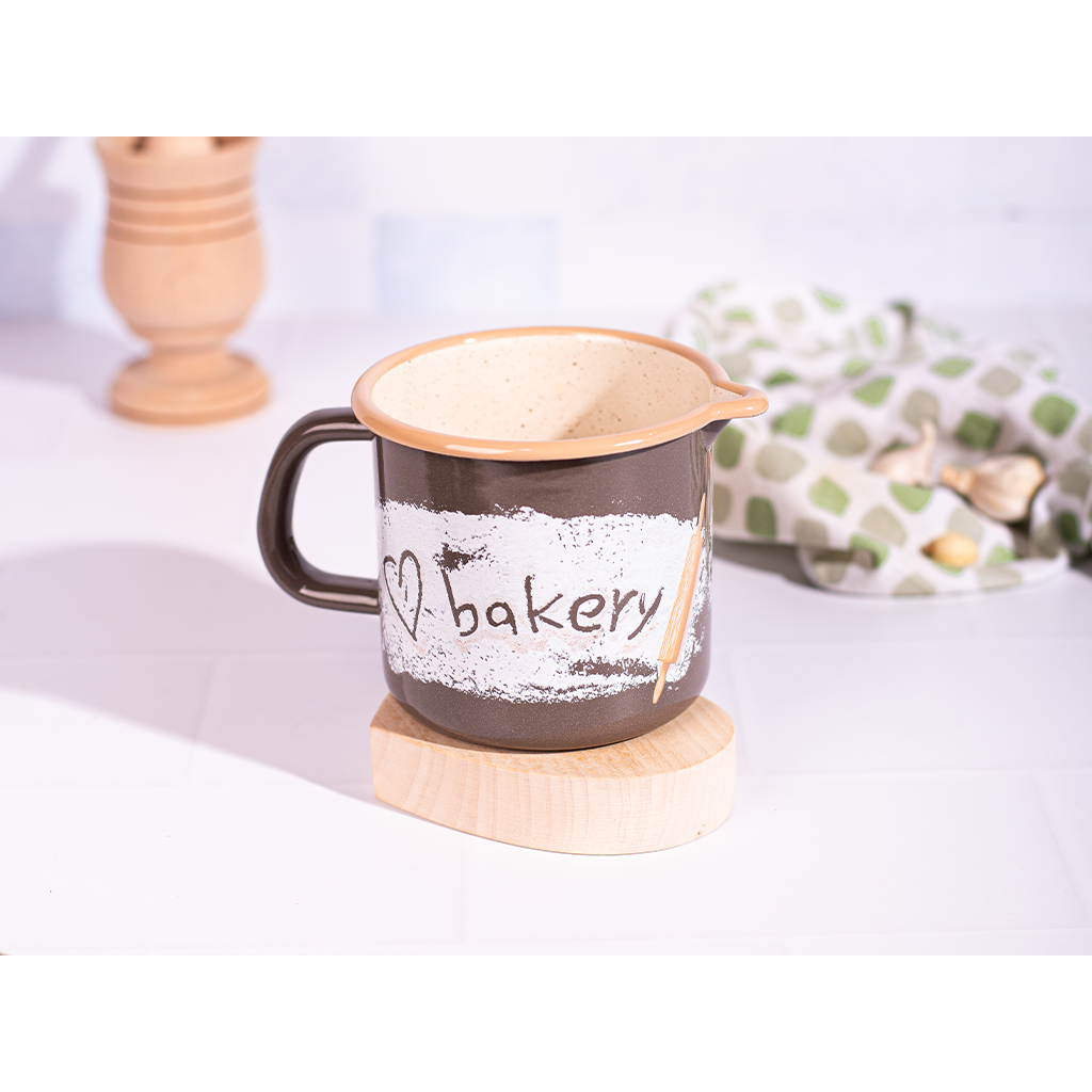 Cana cu Cioc Bakery 0.8L Metal Emailat Diametru 10CM Maro/Bej